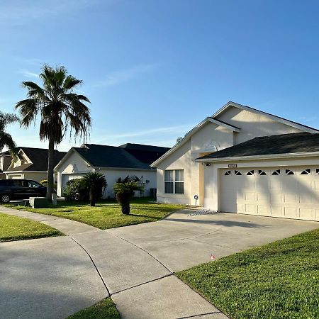 Private Pool With A Beautiful View Overlooking The Lake! Near Disney - Universal Kissimmee Luaran gambar