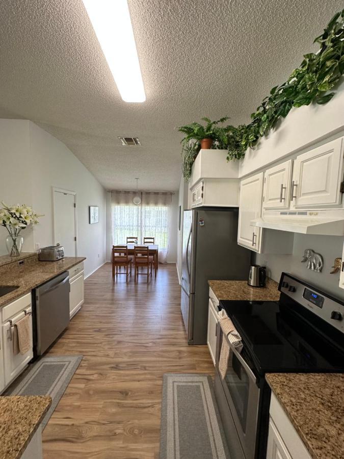 Private Pool With A Beautiful View Overlooking The Lake! Near Disney - Universal Kissimmee Luaran gambar
