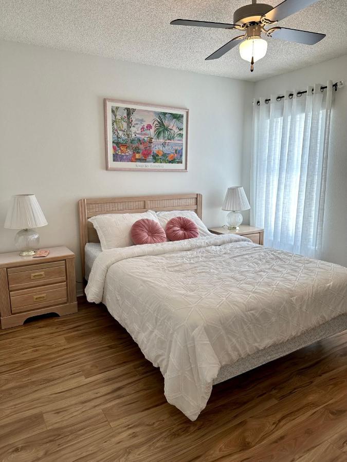 Private Pool With A Beautiful View Overlooking The Lake! Near Disney - Universal Kissimmee Luaran gambar
