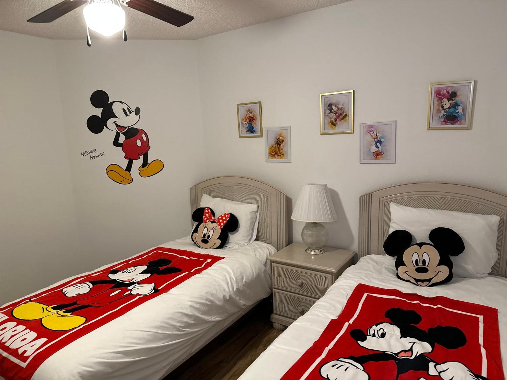 Private Pool With A Beautiful View Overlooking The Lake! Near Disney - Universal Kissimmee Luaran gambar